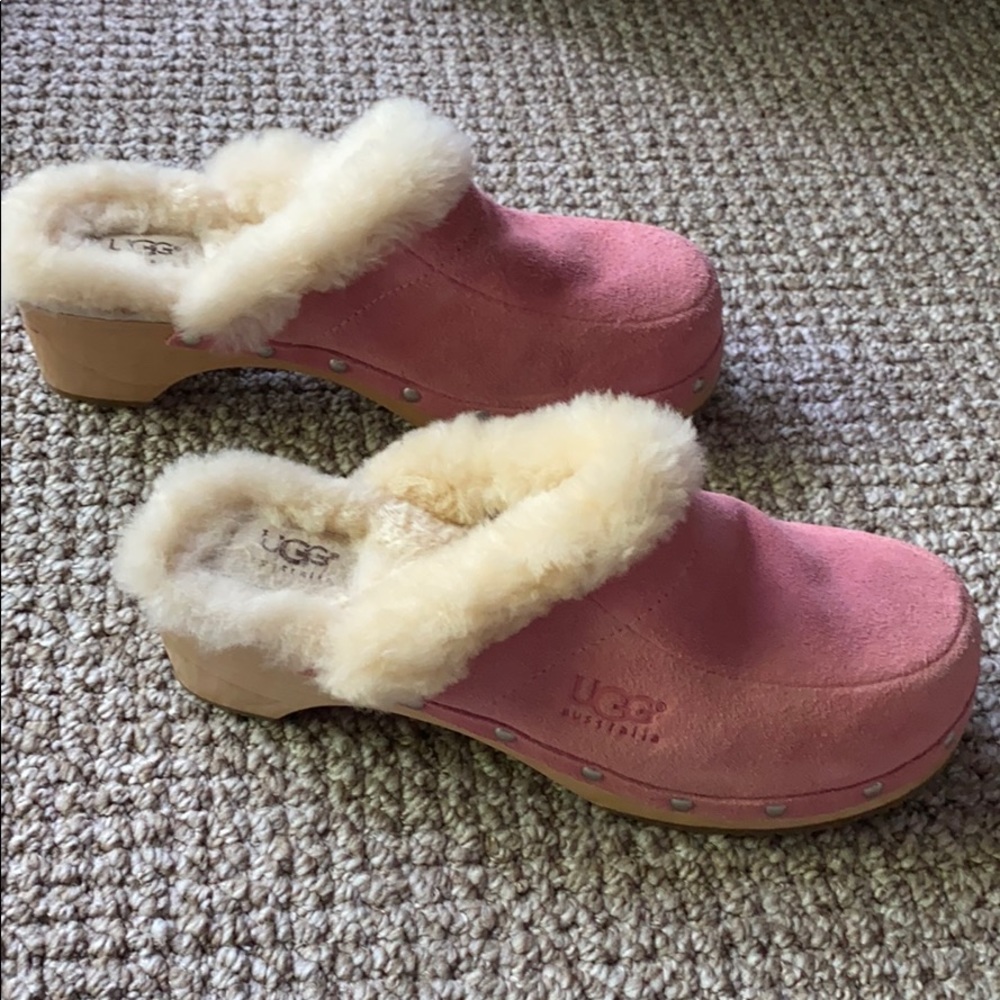 Ugg Clogs - 8 - pink and cream colored w faux fur